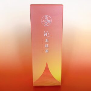 沁玉紅茶台茶22號散茶，茶湯橙紅明亮，散發優雅蘭花香氣